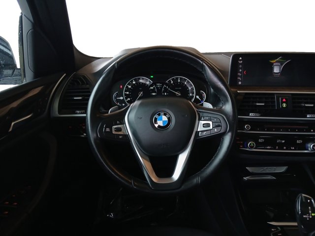 Vehicle image 14 of 22