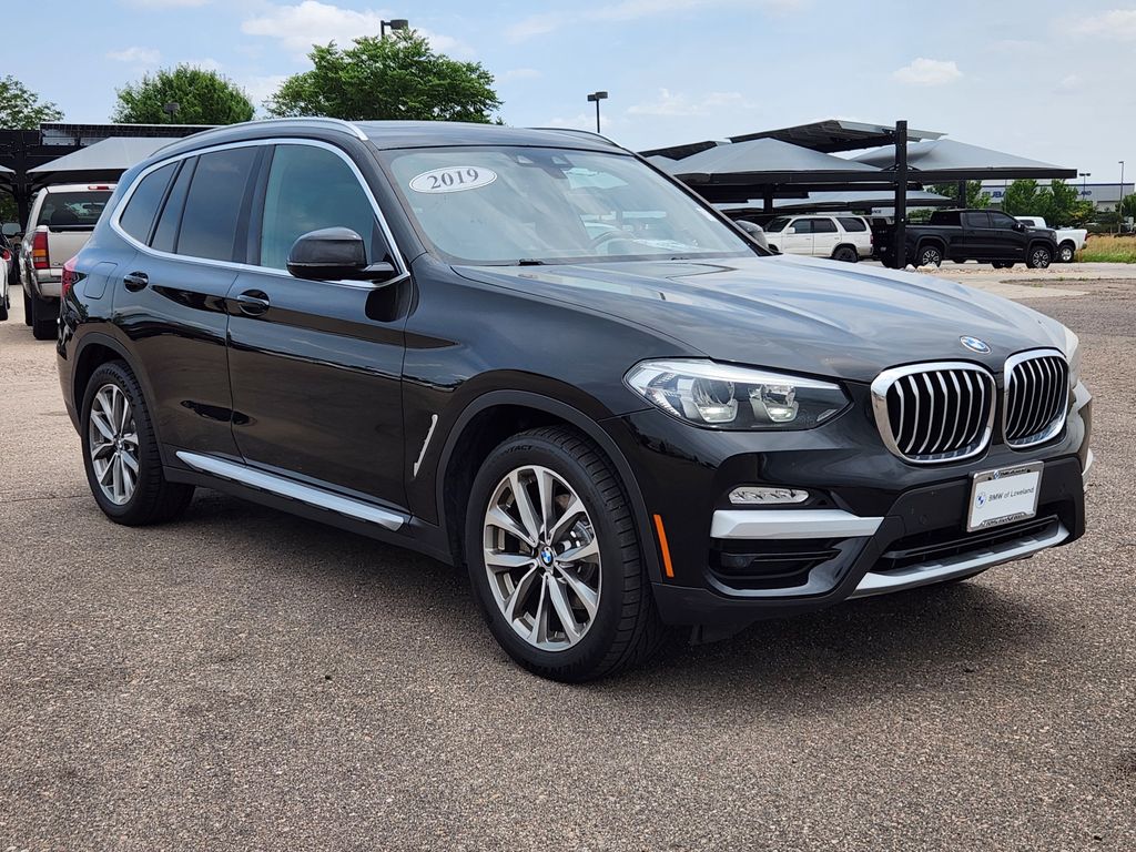 2019 BMW X3 xDrive30i Image 3 of 33