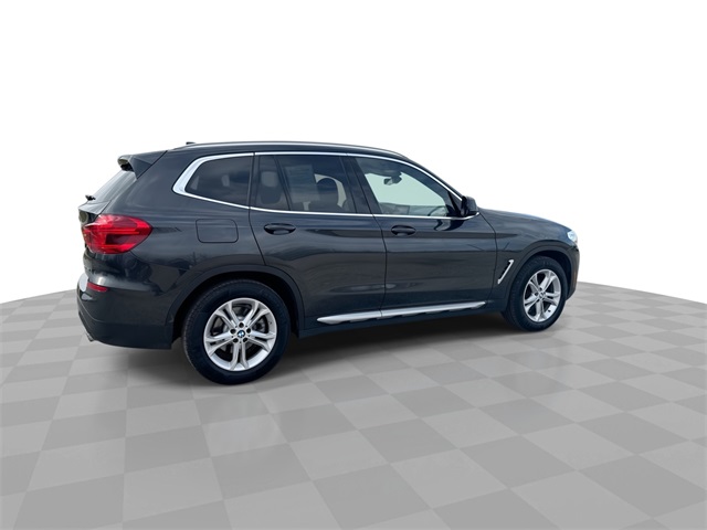 Vehicle image 6 of 33