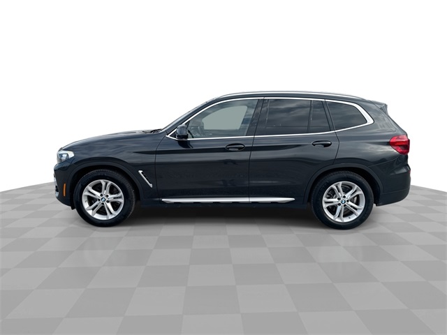 Vehicle image 9 of 33