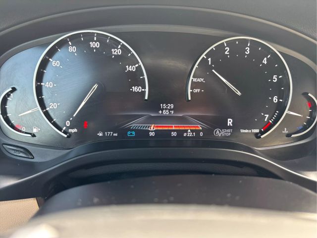 Vehicle image 17 of 40