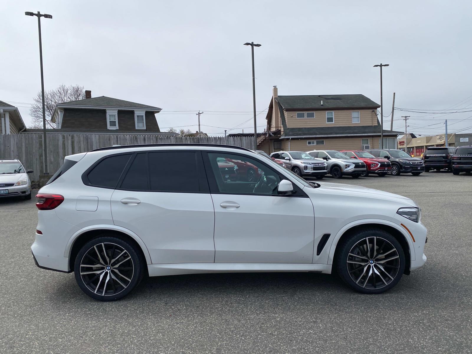 Vehicle image 3 of 20