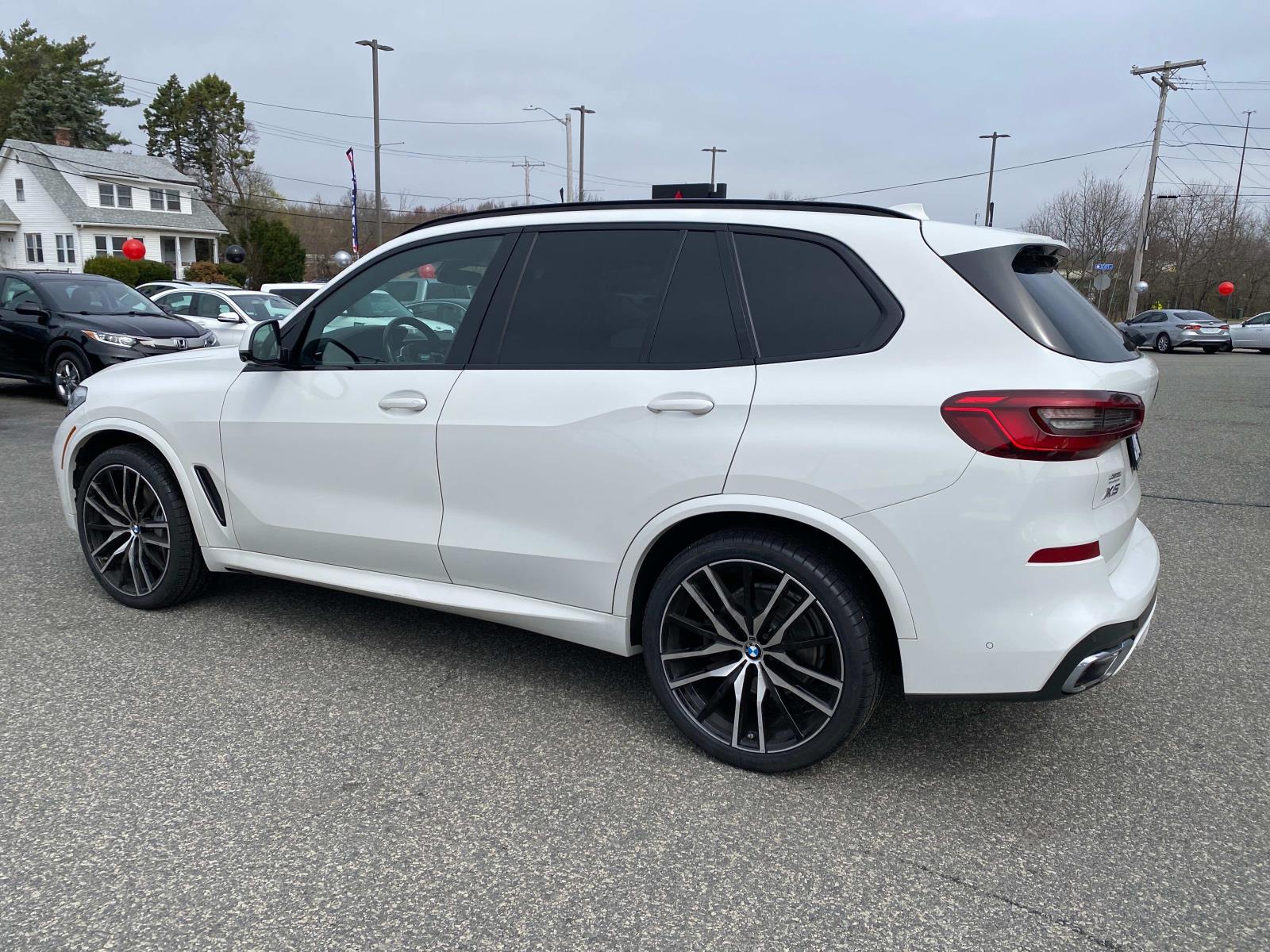 Vehicle image 5 of 20