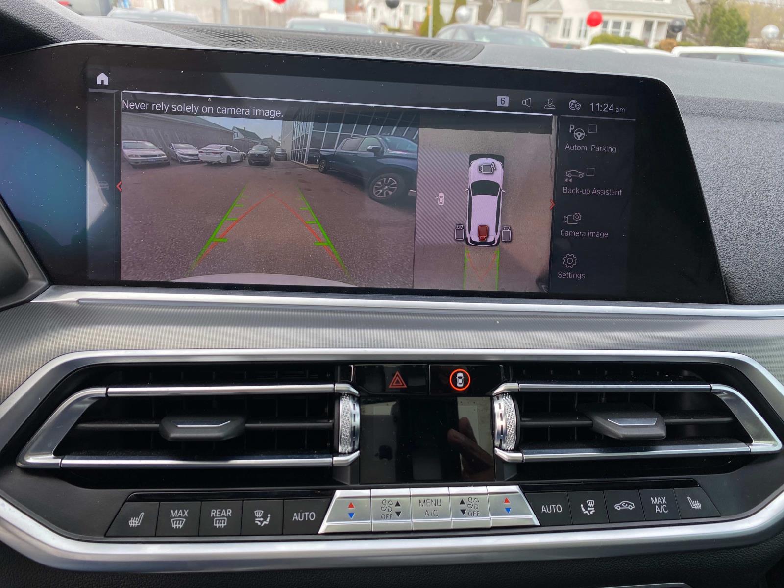 Vehicle image 14 of 20