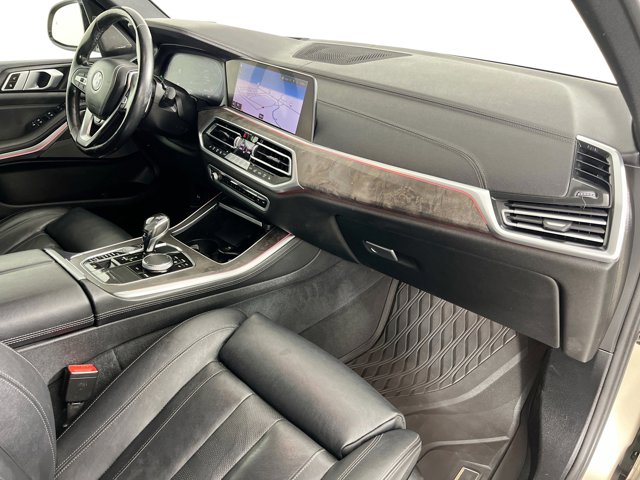 Vehicle image 41 of 60