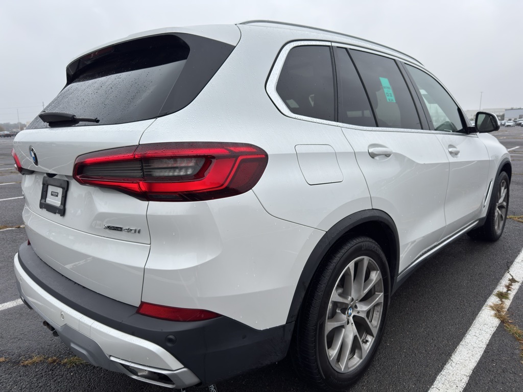 2019 BMW X5 xDrive40i Image 4 of 29
