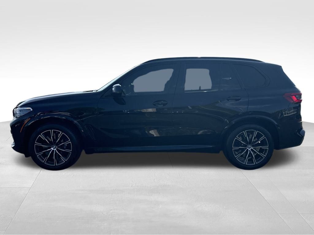 Vehicle image 8 of 29