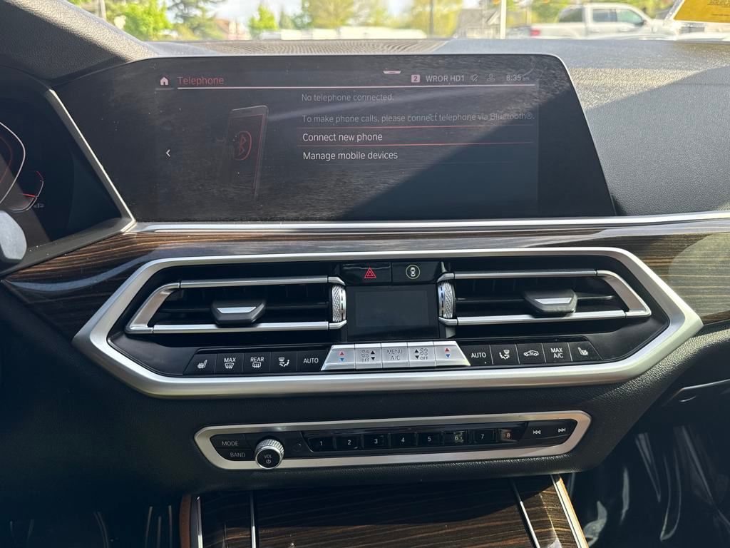 Vehicle image 26 of 29