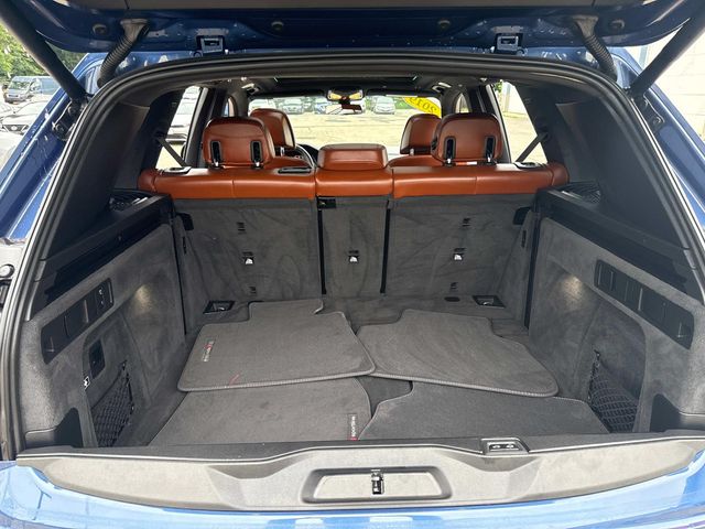 Vehicle image 12 of 36