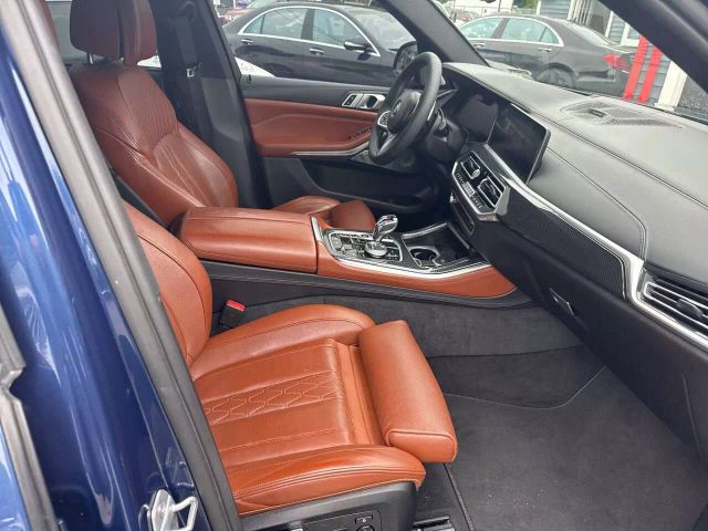 Vehicle image 25 of 25