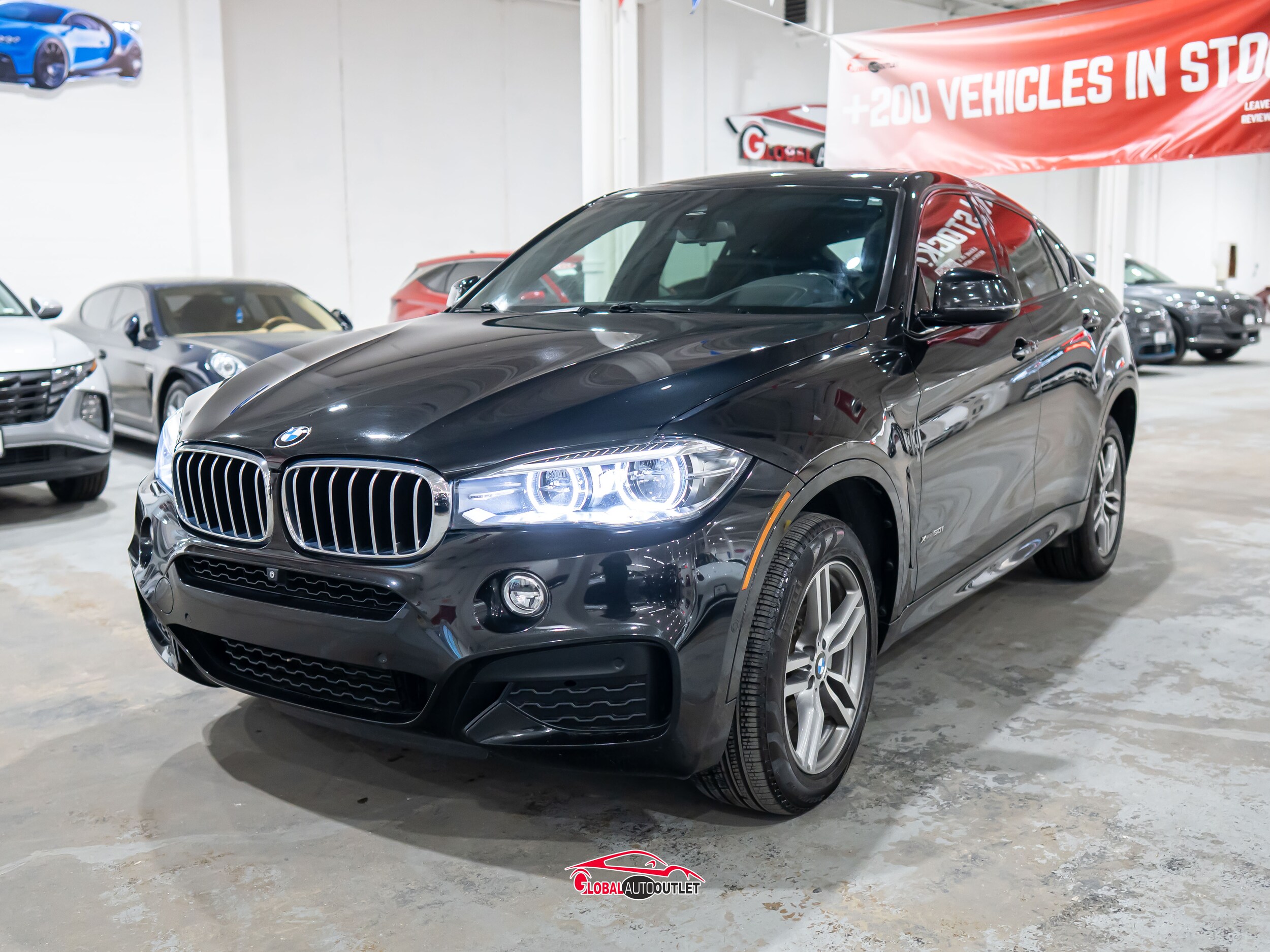 2019 BMW X6 xDrive50i Image 1 of 56