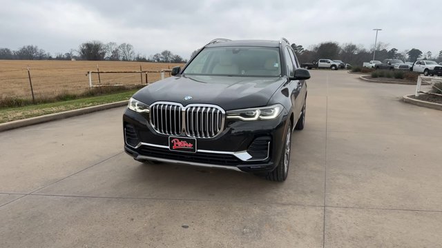2019 BMW X7 xDrive40i Image 3 of 28