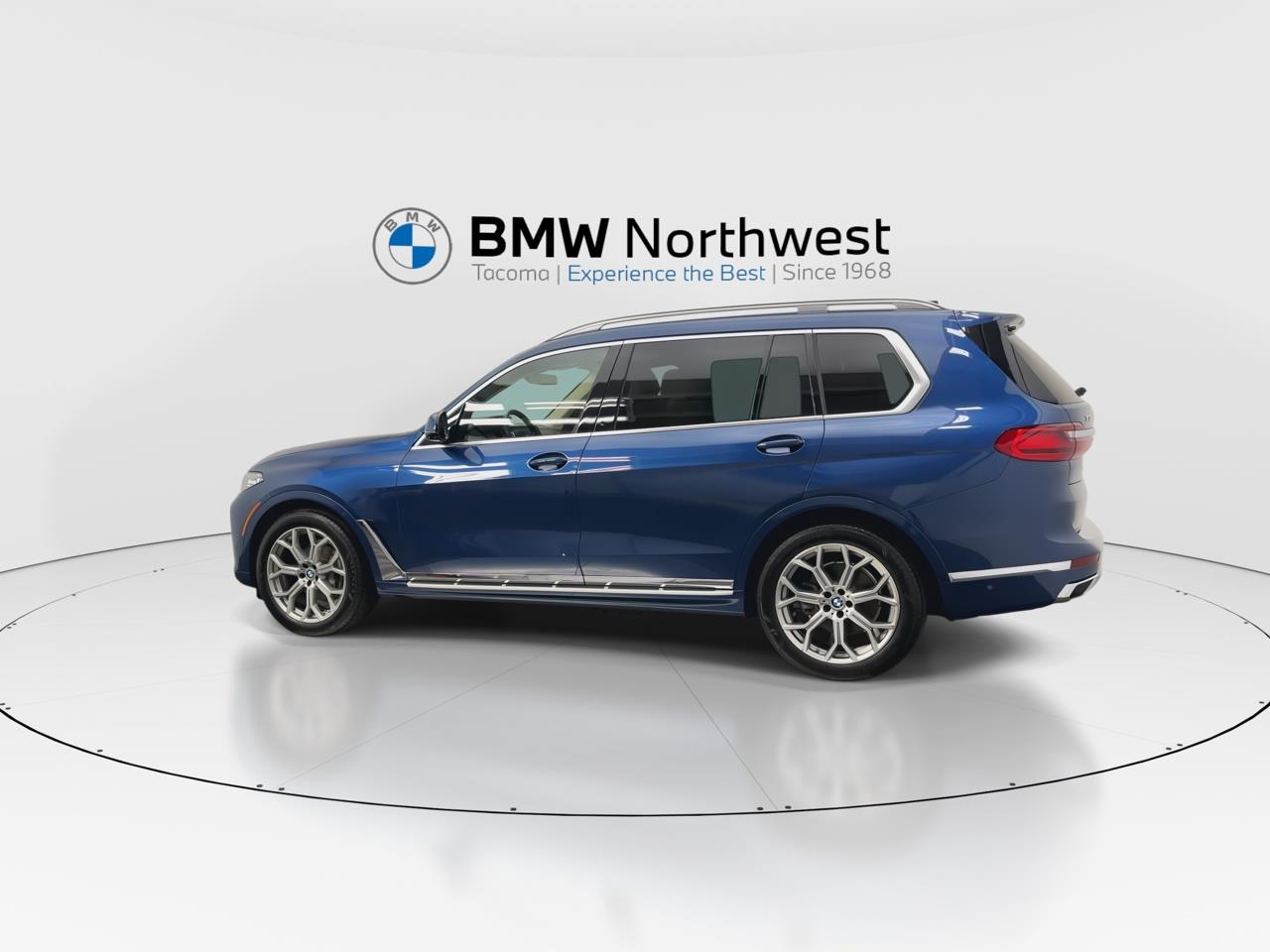 Vehicle image 14 of 31