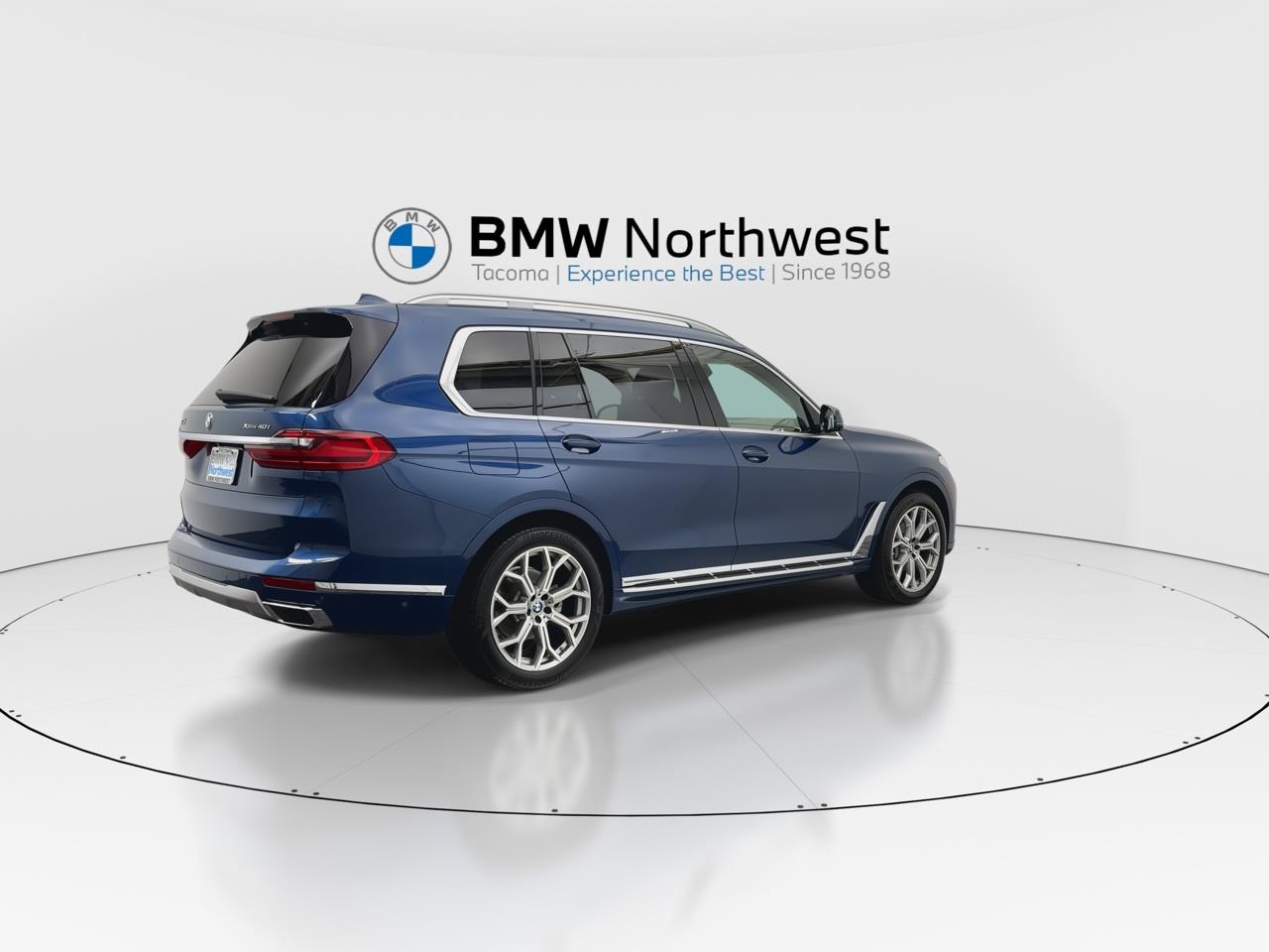 Vehicle image 11 of 31
