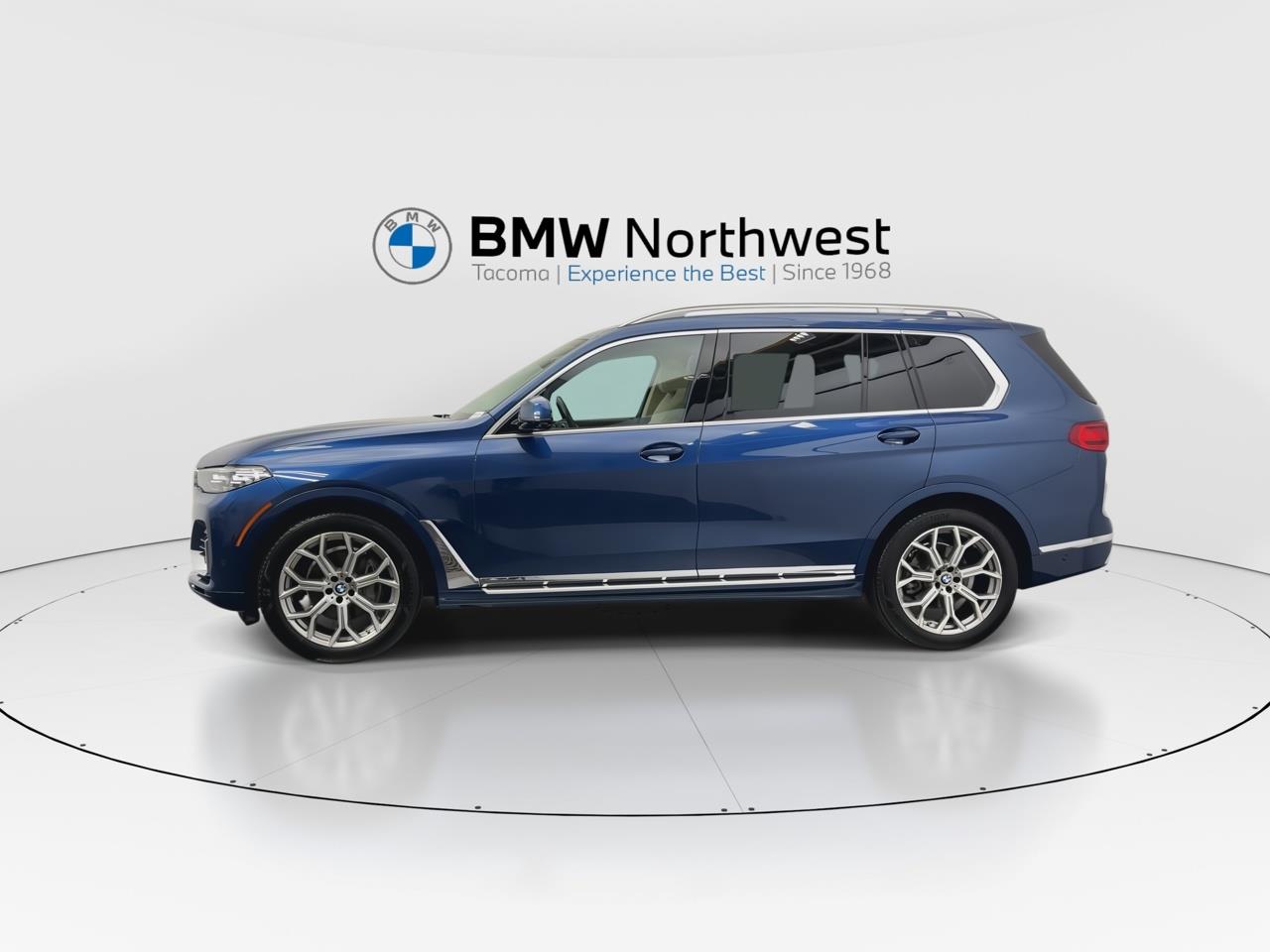 Vehicle image 15 of 31