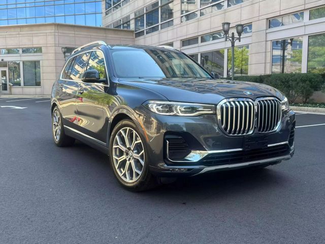 Vehicle image 2 of 76