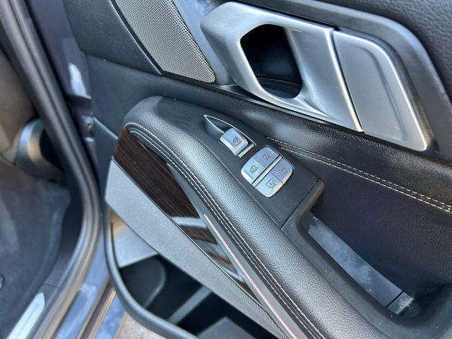 Vehicle image 42 of 76