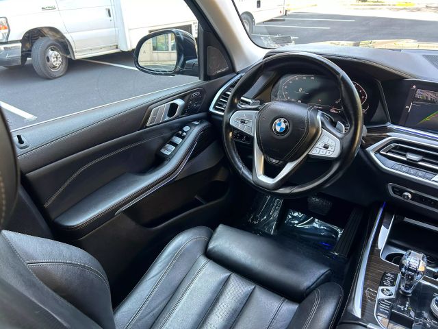 Vehicle image 38 of 76