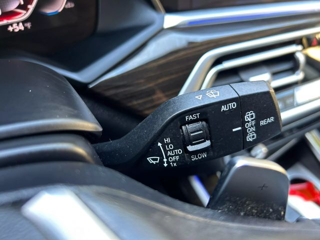 Vehicle image 64 of 76