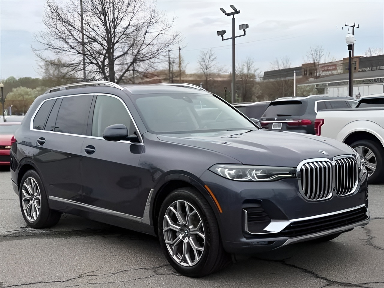 Vehicle image 42 of 50