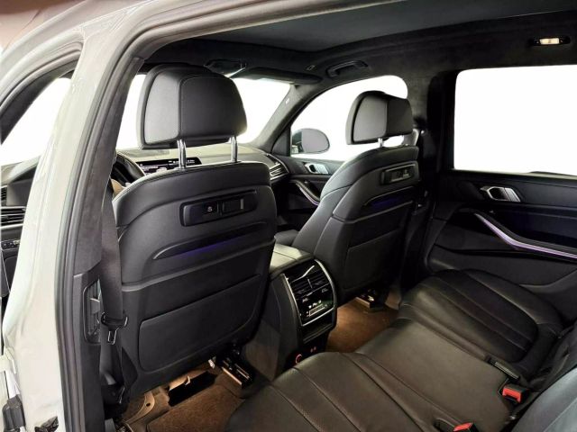 Vehicle image 27 of 27