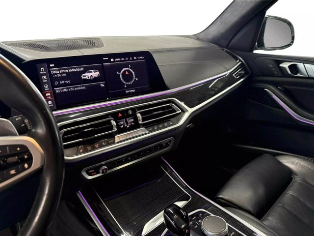 Vehicle image 22 of 27