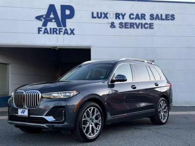 Vehicle image 2 of 54