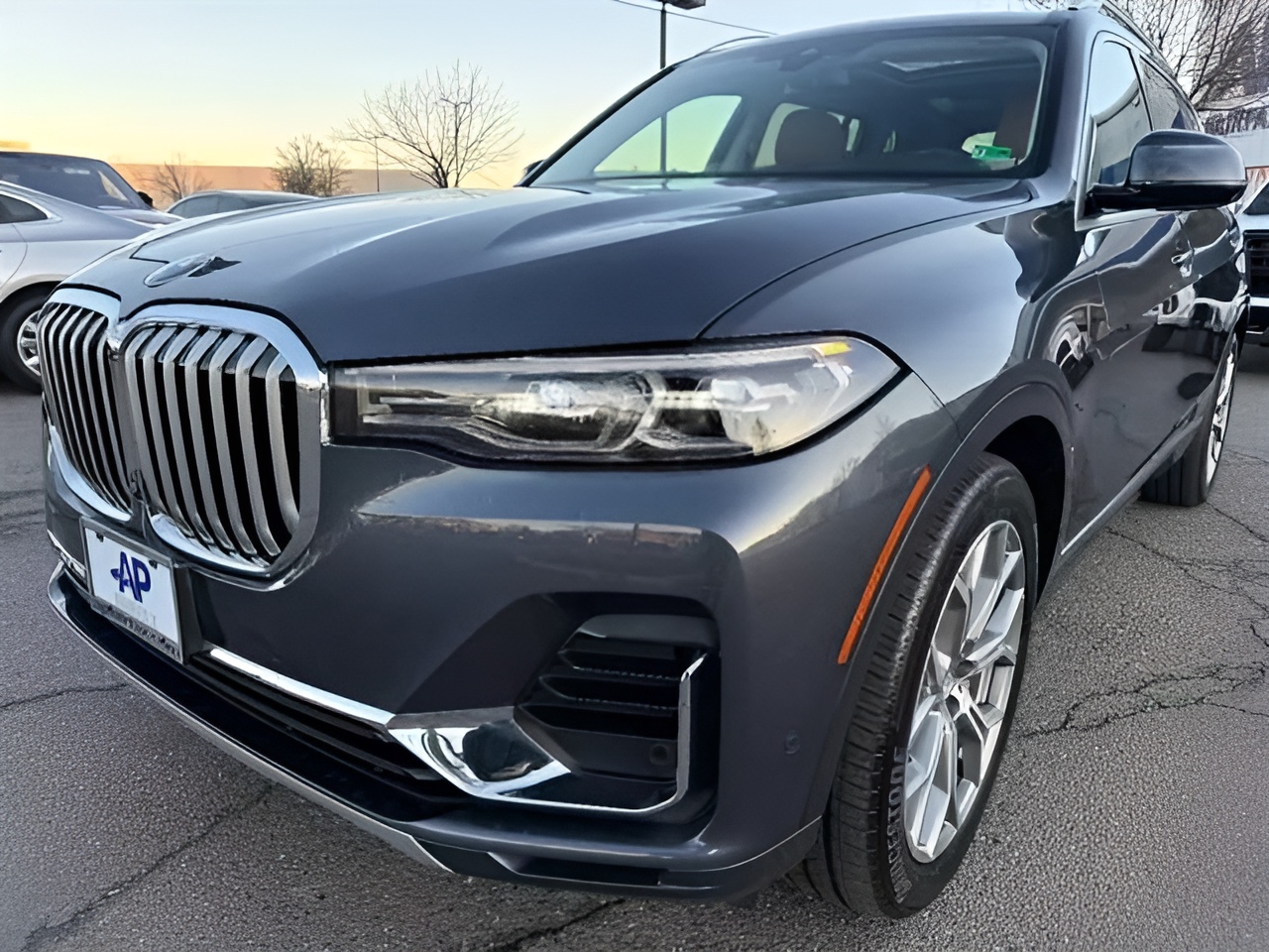 Vehicle image 47 of 54