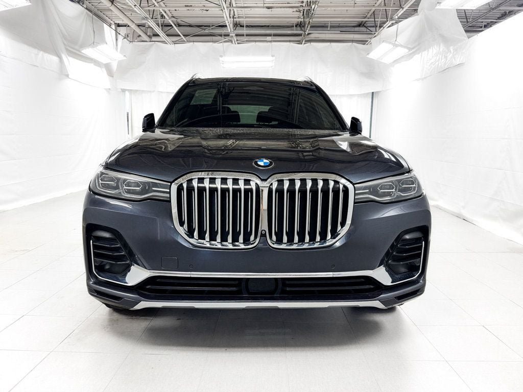 2019 BMW X7 xDrive40i Image 2 of 19