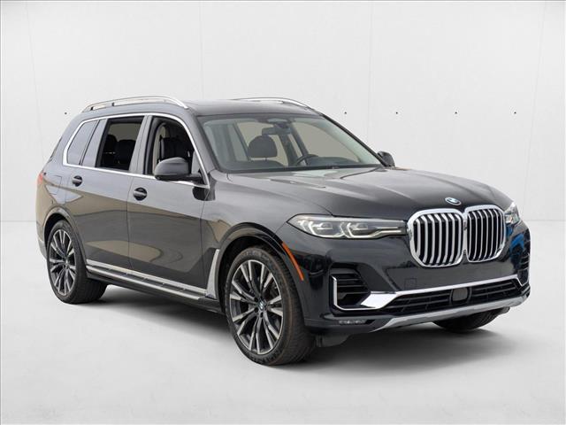 Vehicle image 3 of 22