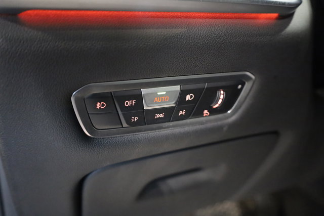 Vehicle image 41 of 46