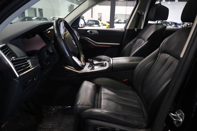 Vehicle image 20 of 46