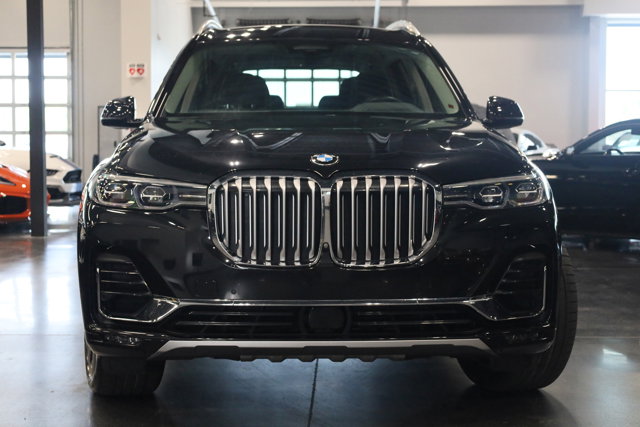 Vehicle image 2 of 46