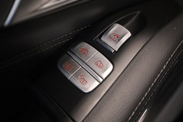 Vehicle image 37 of 46