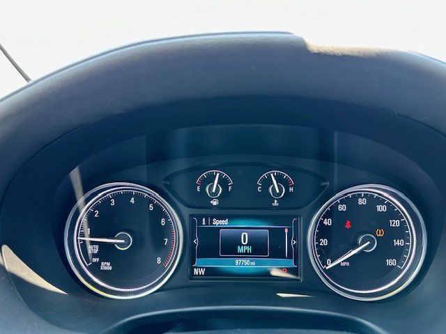 2019 Buick Enclave Essence Image 25 of 37