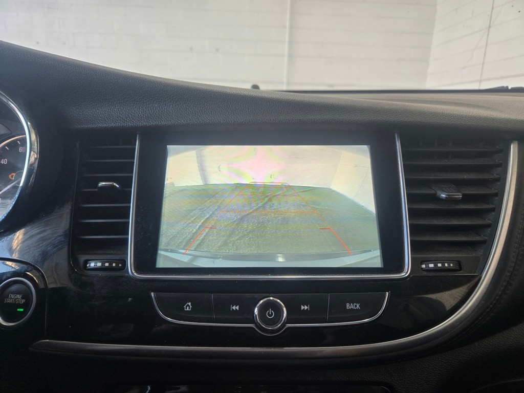 Vehicle image 23 of 33