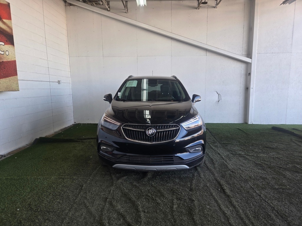 Vehicle image 2 of 33