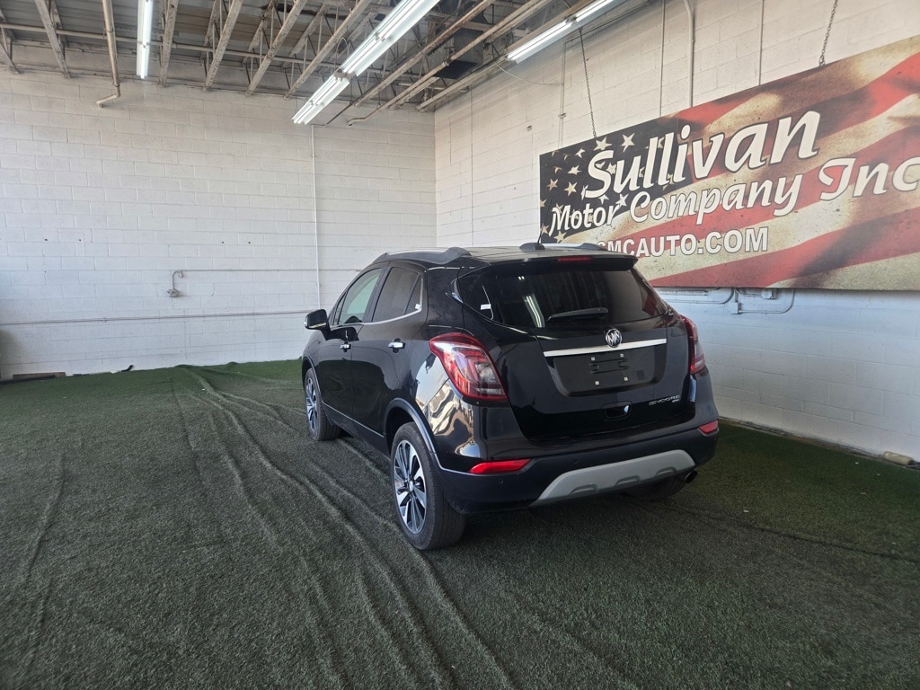Vehicle image 7 of 33