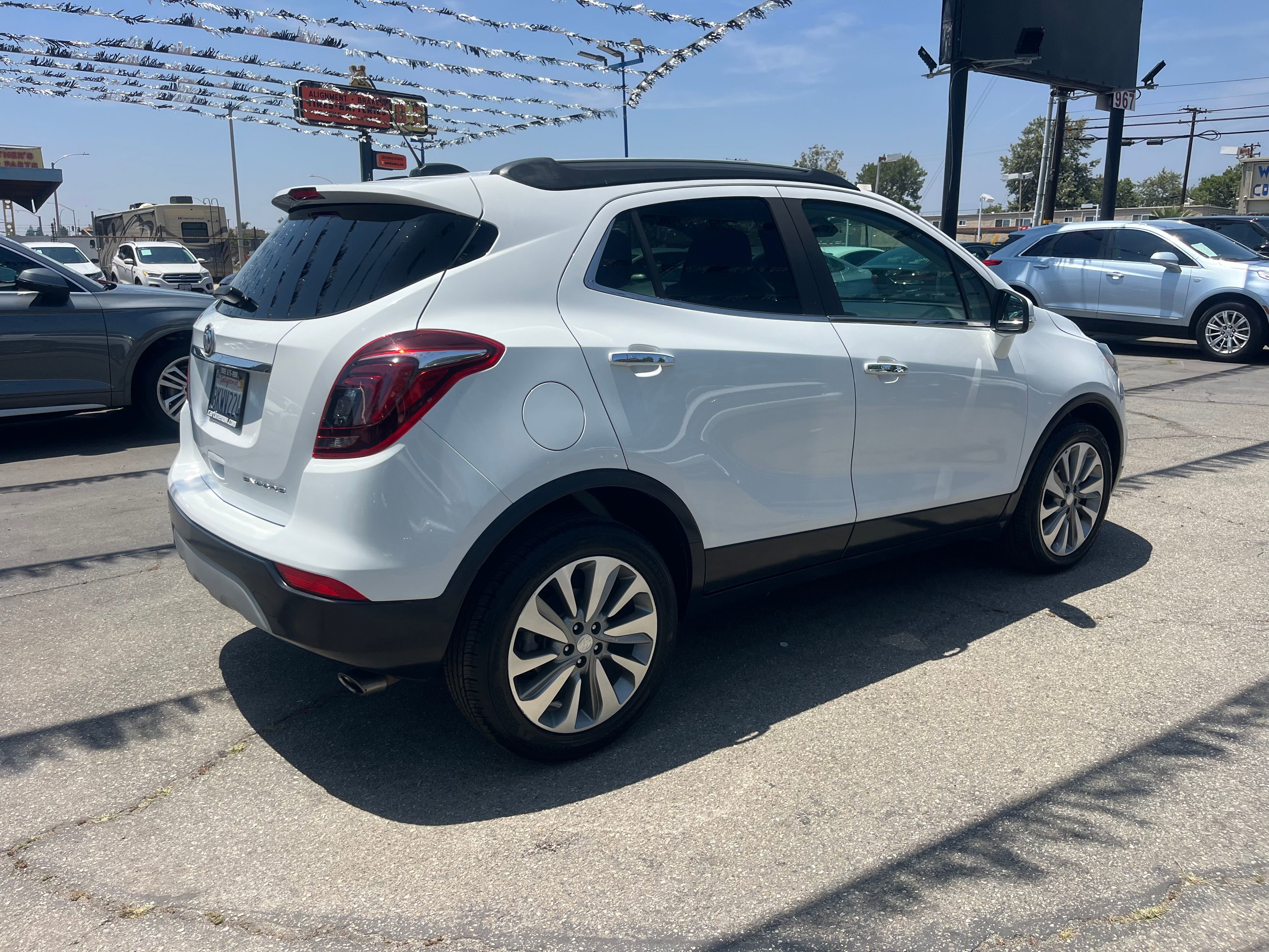 Vehicle image 6 of 67