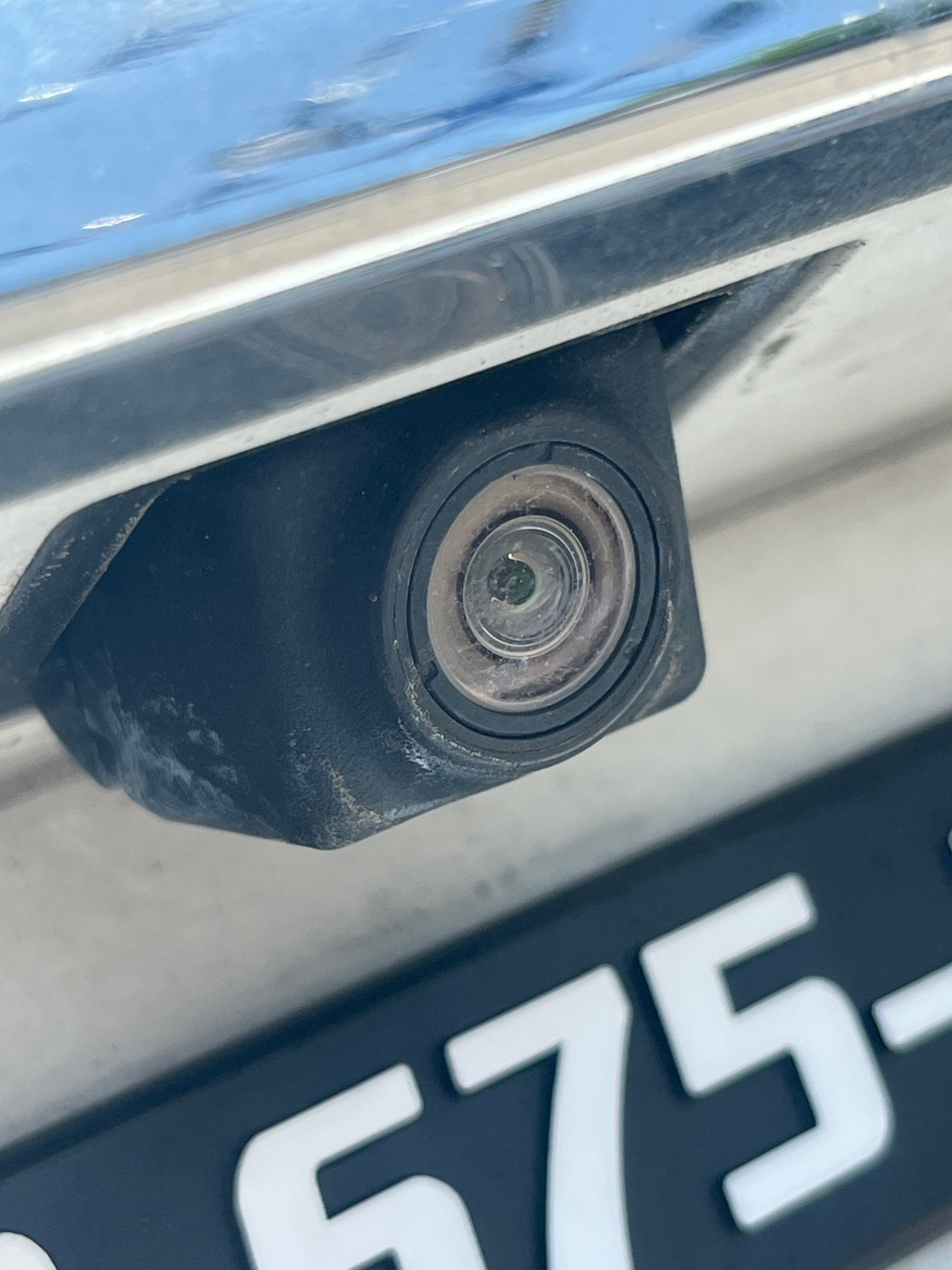 Vehicle image 11 of 67