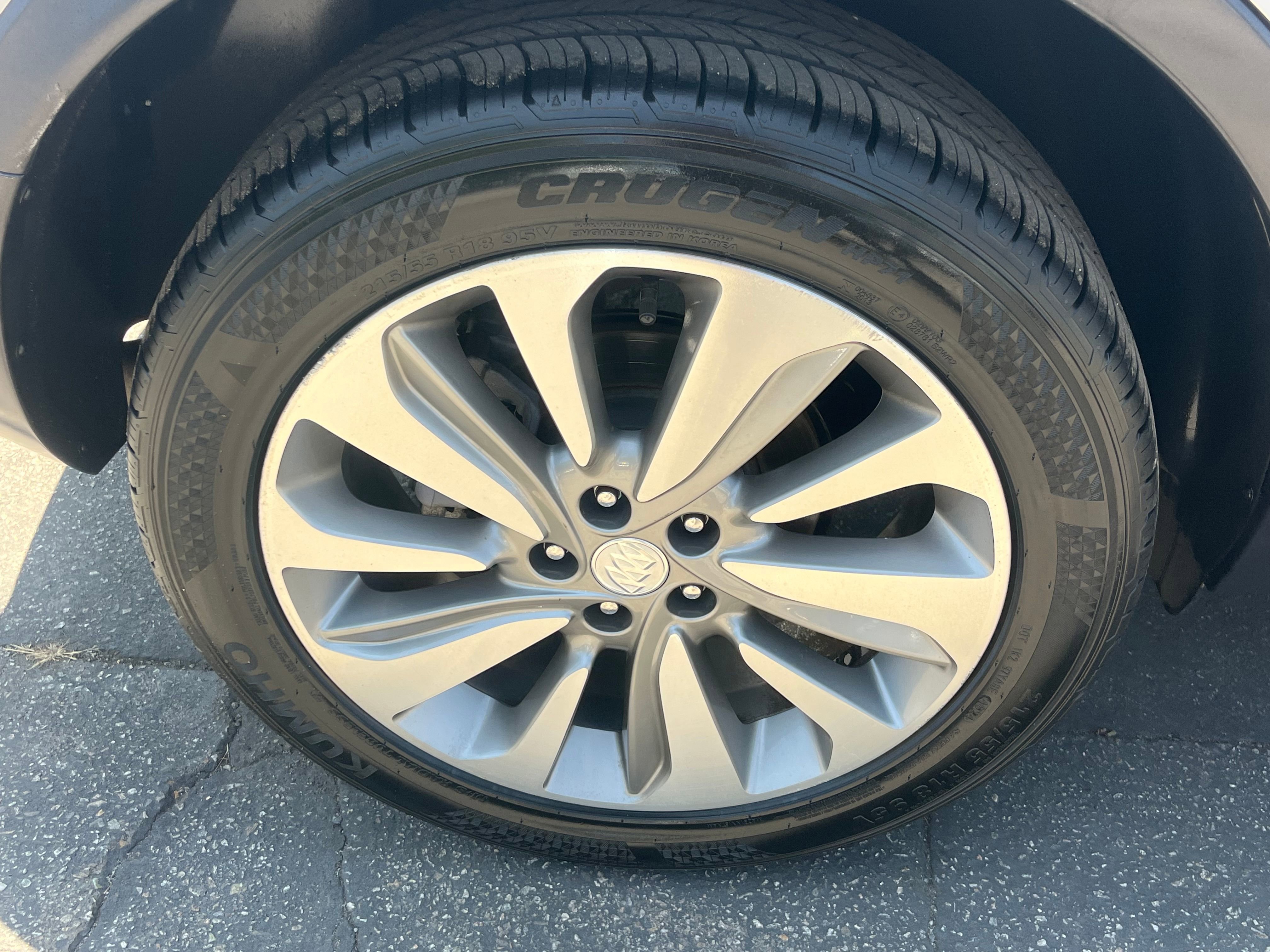 Vehicle image 60 of 67