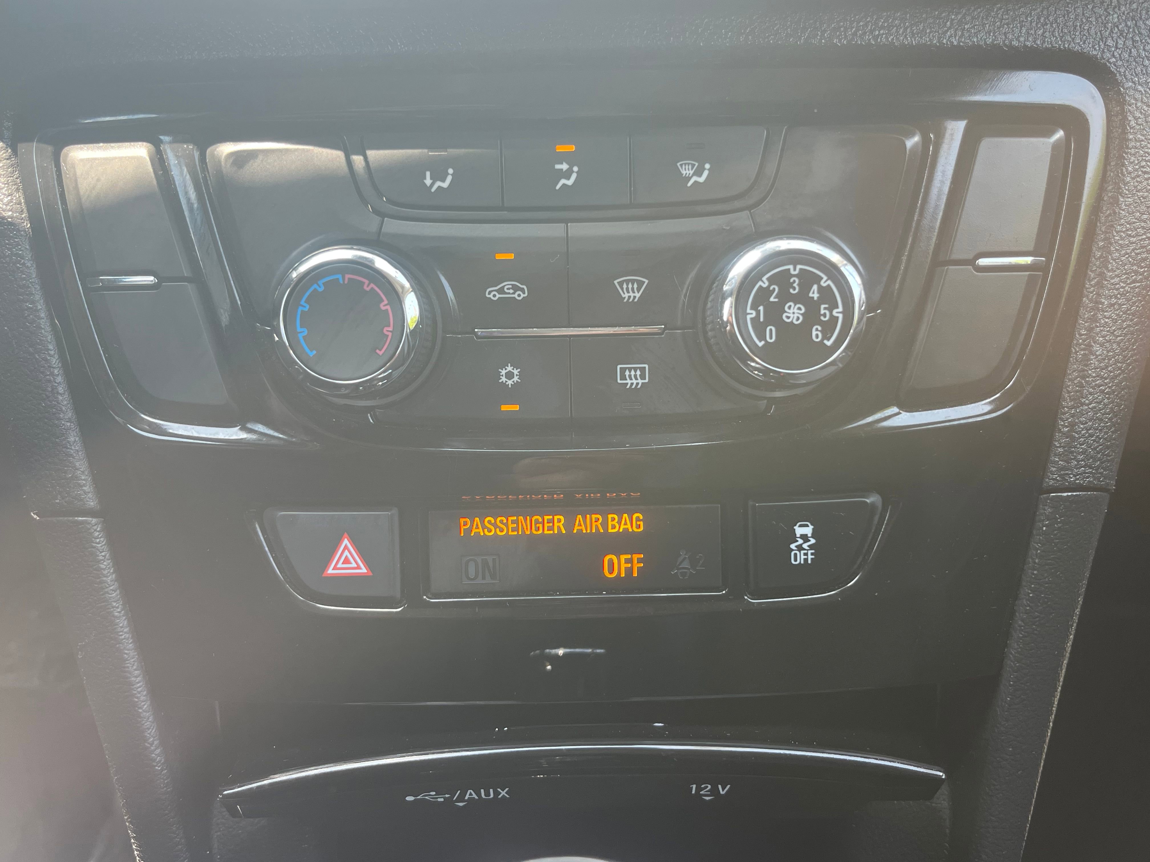 Vehicle image 46 of 67