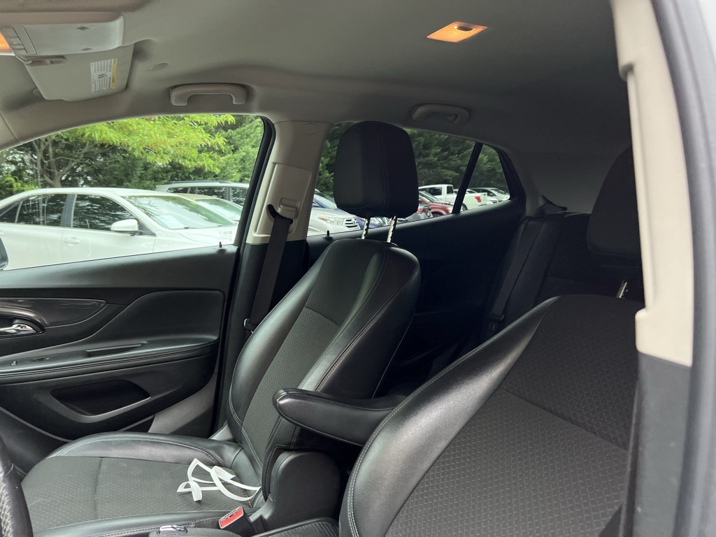 Vehicle image 8 of 26