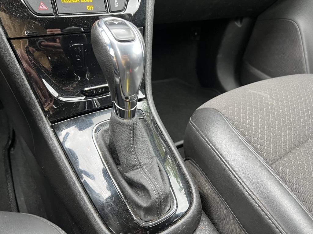 Vehicle image 22 of 26