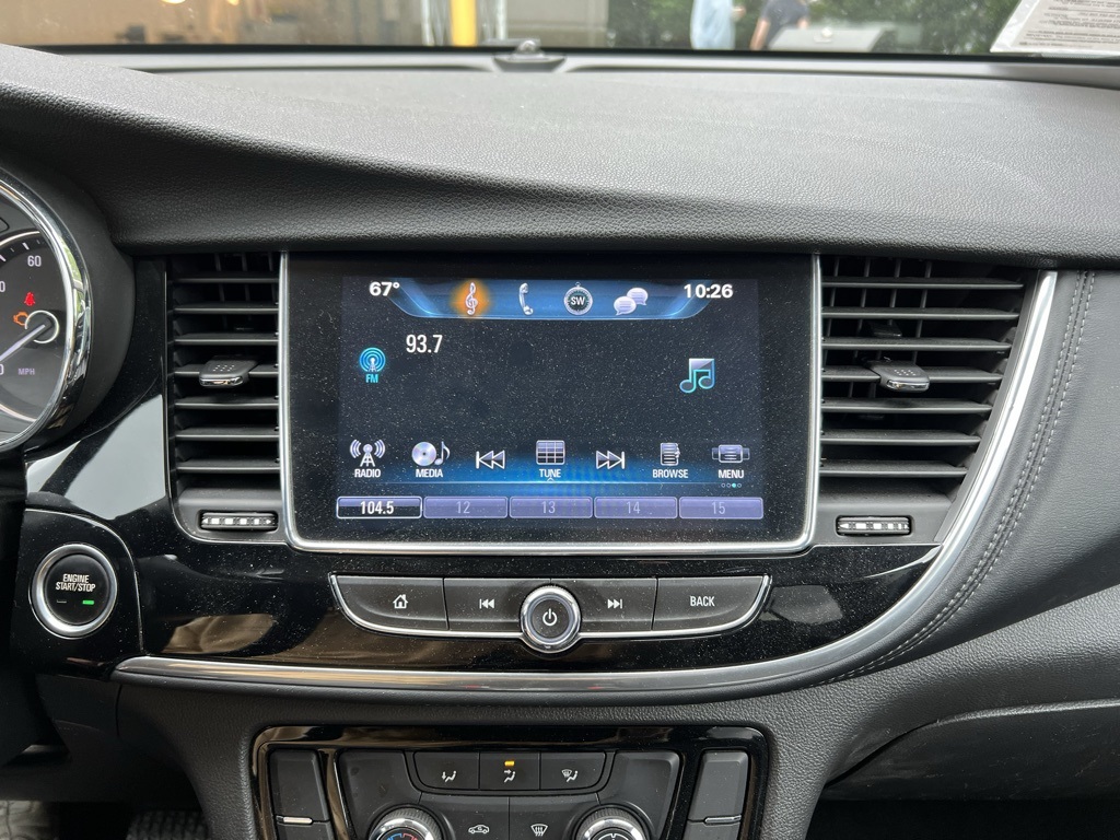 Vehicle image 23 of 26