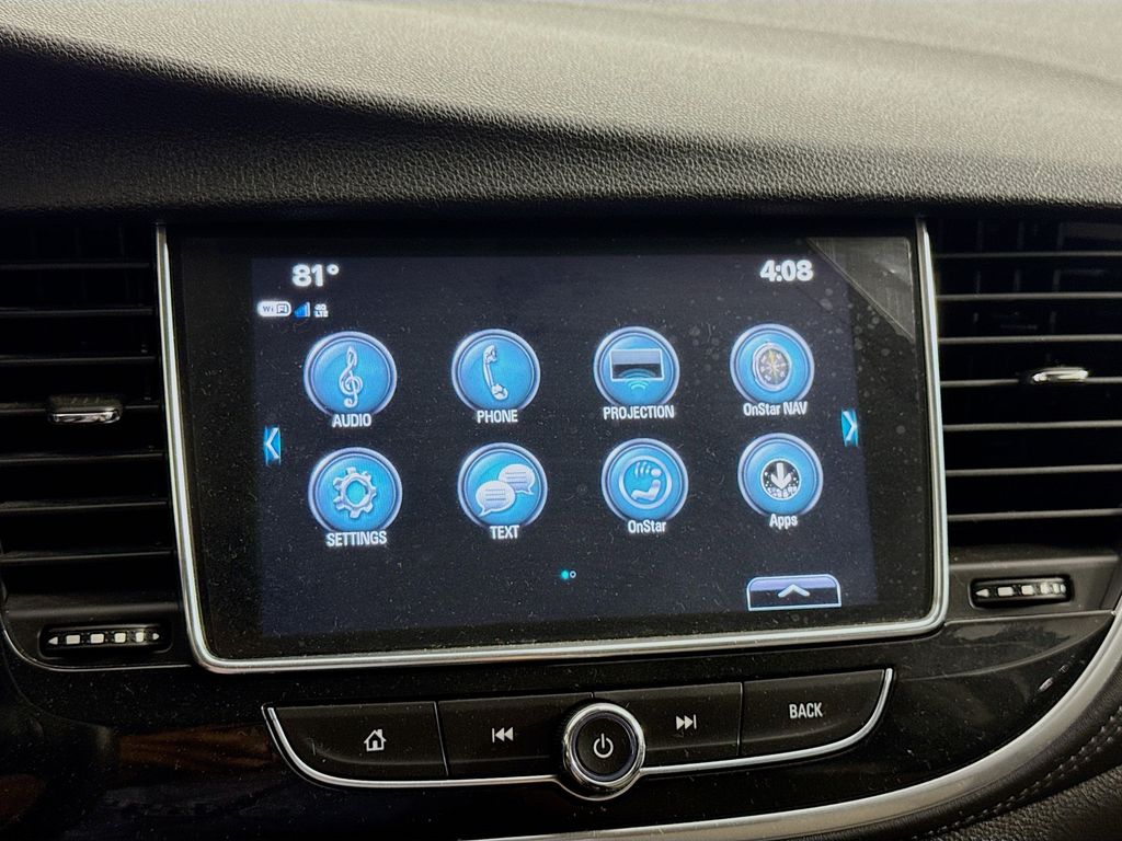Vehicle image 25 of 34