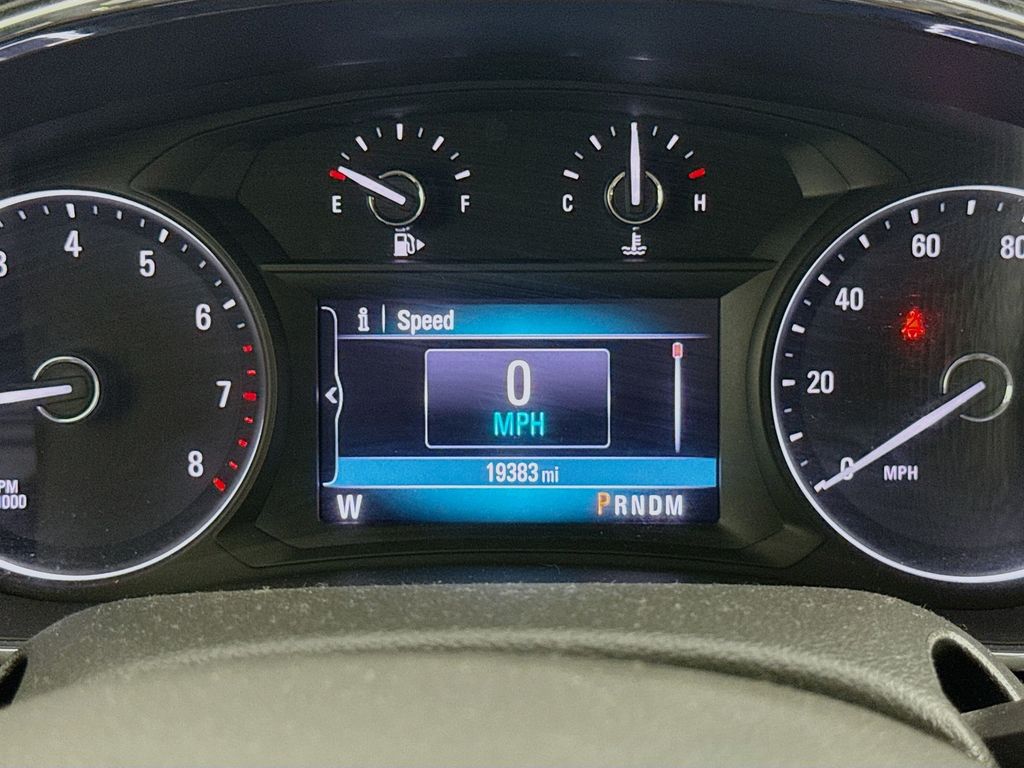 Vehicle image 19 of 34
