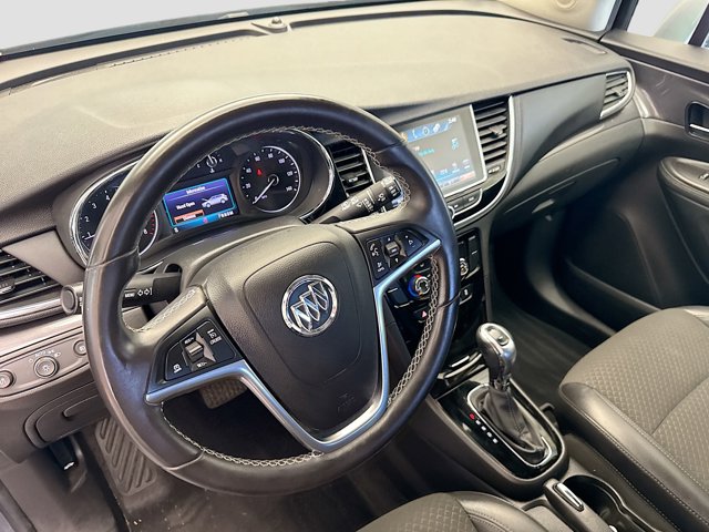 Vehicle image 11 of 16