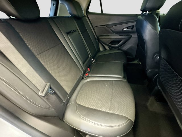 Vehicle image 7 of 16
