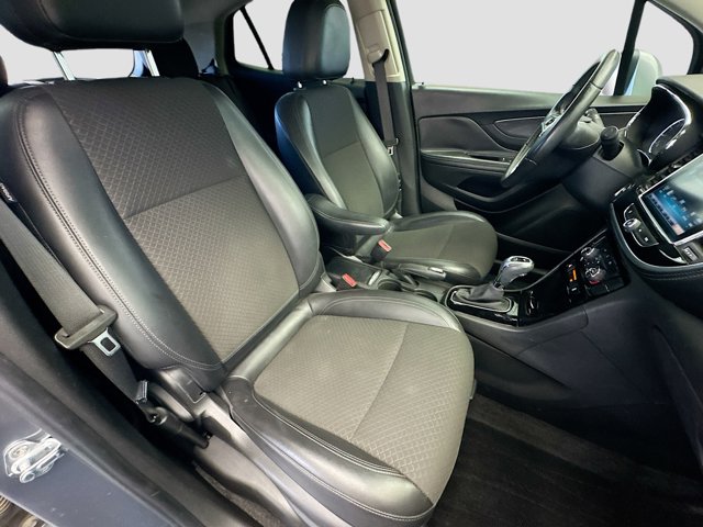 Vehicle image 9 of 16